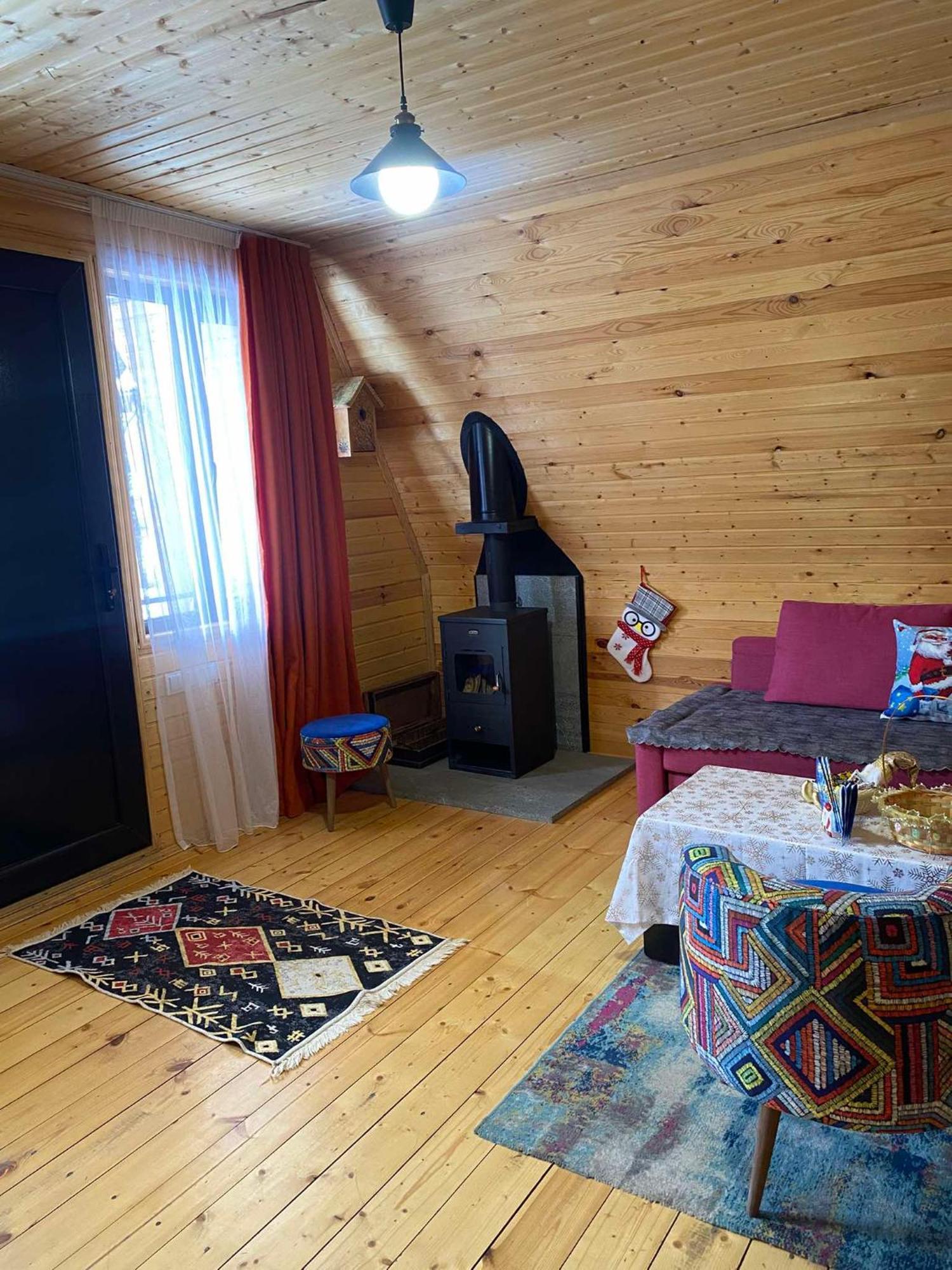 Cottage Mida Mestia Luaran gambar